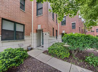 4046 N Clark St UNIT B, Chicago, IL 60613