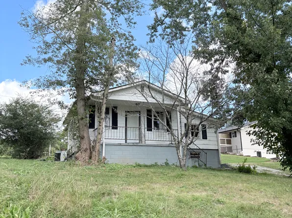 112 Zeni Ln, Harriman, TN 37748