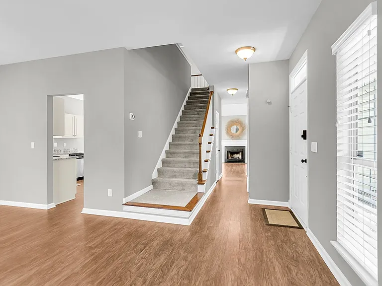 1338 Horseshoe Bnd — Photo 9