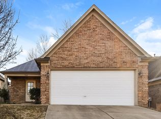 7860 Ridgedale Dr, Olive Branch, MS 38654