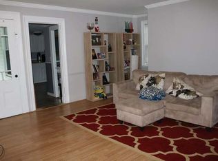 33 Holten St, Peabody, MA 01960