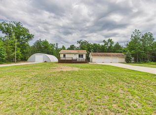 1172 Trails End Rd, Grayling, MI 49738