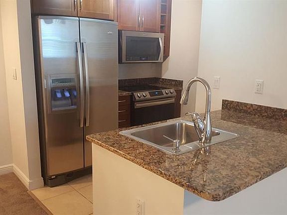 5th image of 400 N Federal Hwy Unit 204N
