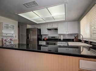 2301 W Los Arboles Pl, Chandler, AZ 85224