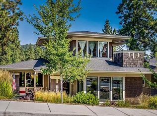 1832 Hartford Ave, Bend, OR 97703