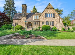 1425 Pontiac Rd SE, Grand Rapids, MI 49506