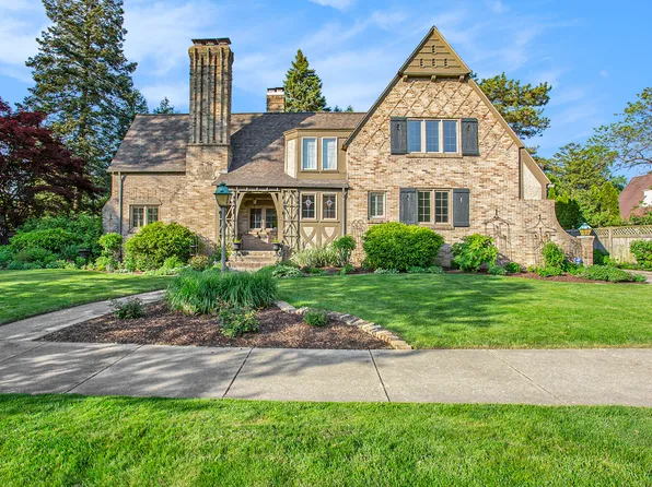 1425 Pontiac Rd SE, Grand Rapids, MI 49506