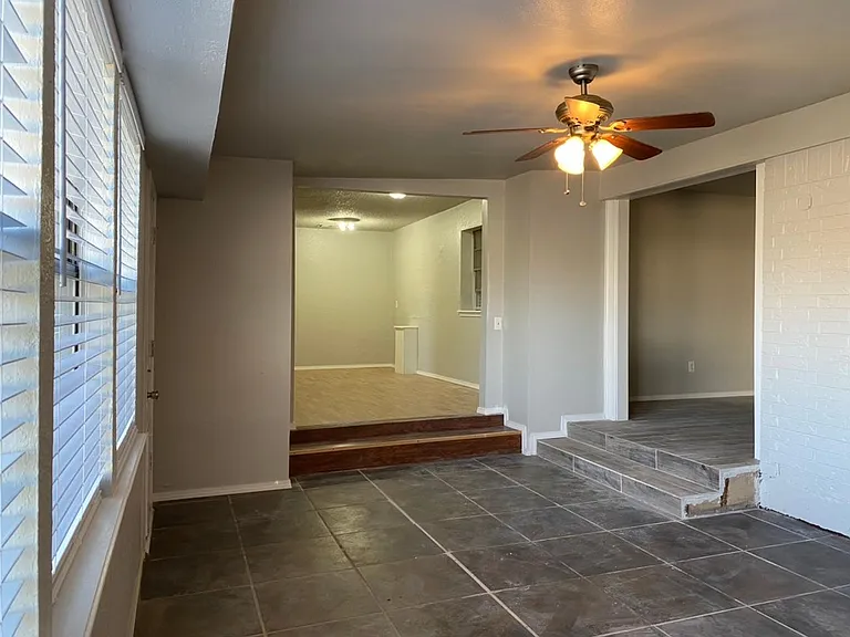 5512 S Karen St — Photo 10