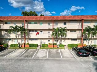 8980 S Hollybrook Blvd #204, Pembroke Pines, FL 33025