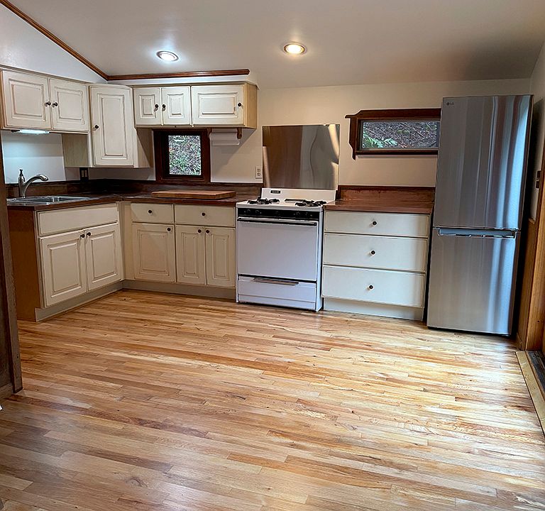 Copper countertops in the efficient kitchen