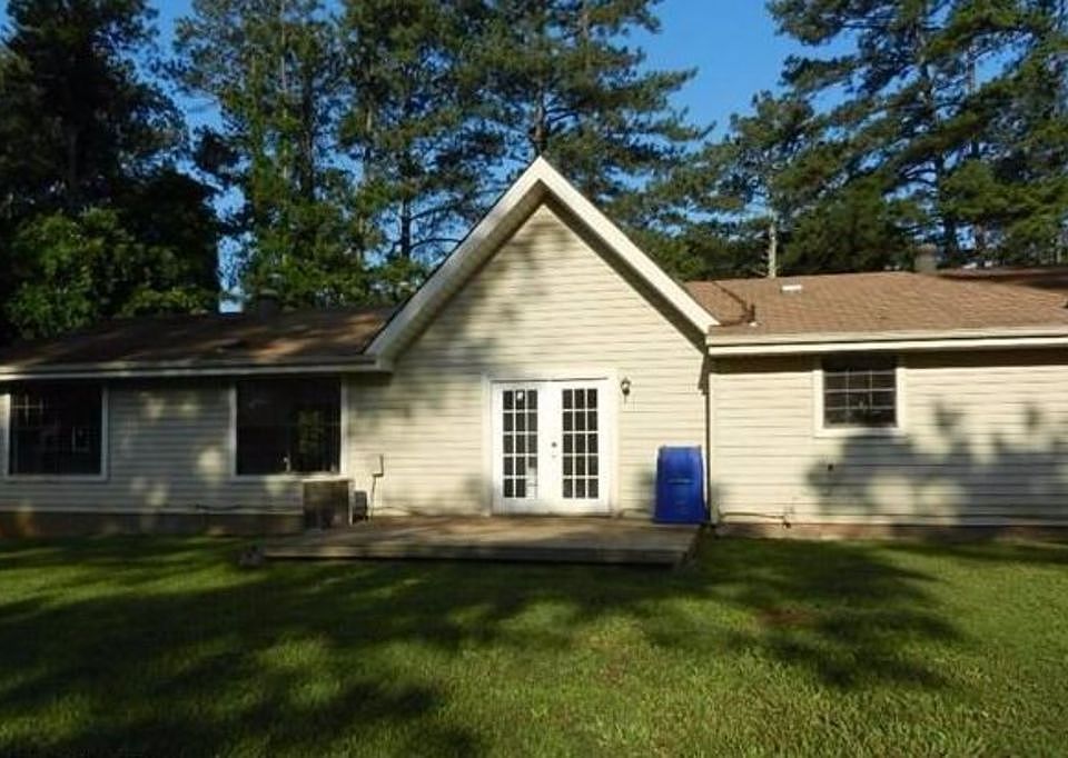 2nd image of 119 Springwood Valley Rd
