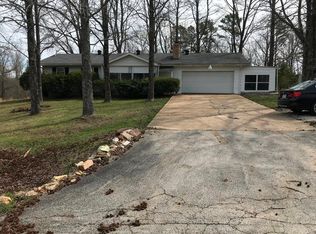 10326 S Highway 68, Saint James, MO 65559