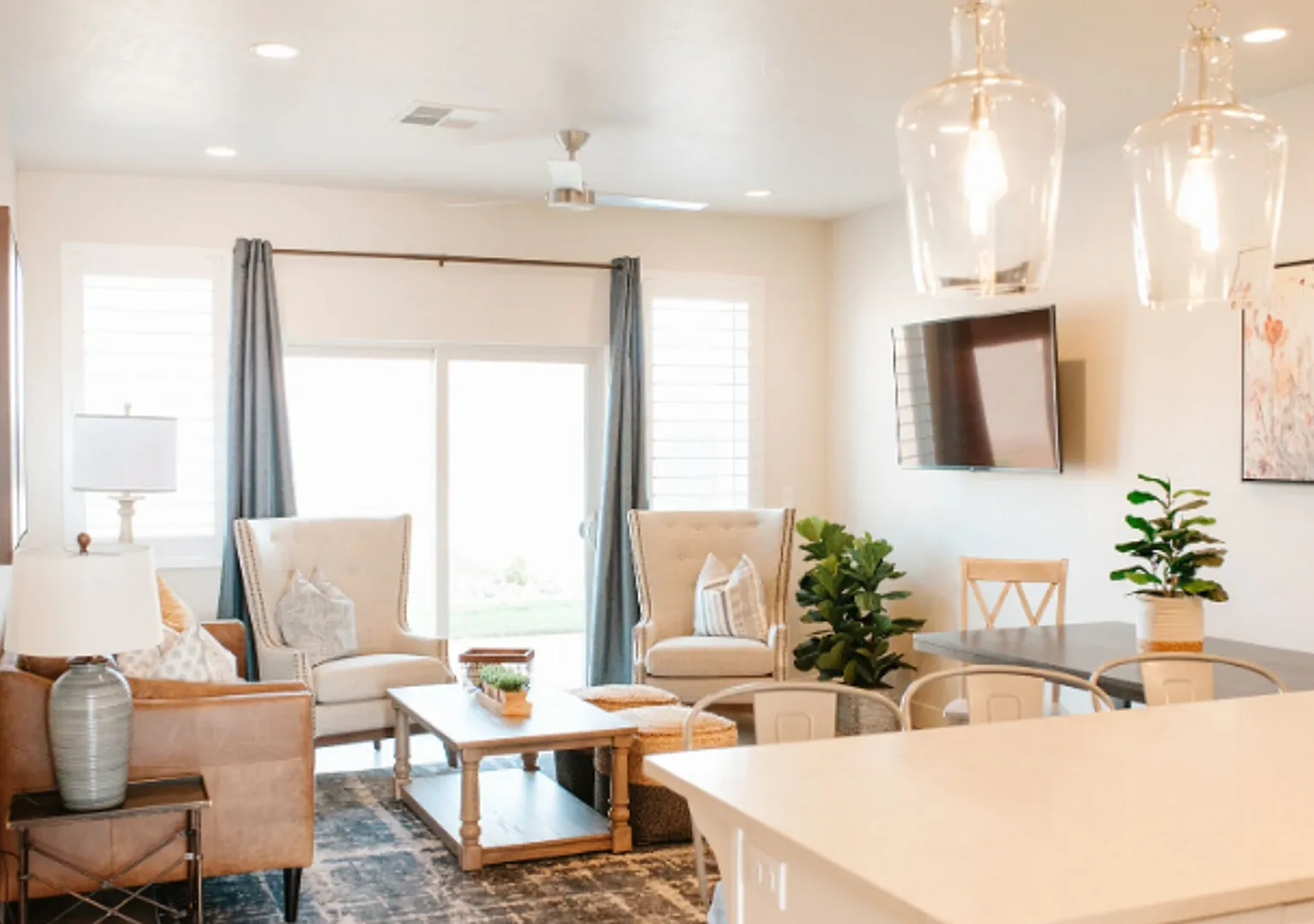 Short term lease options! — Photo 4