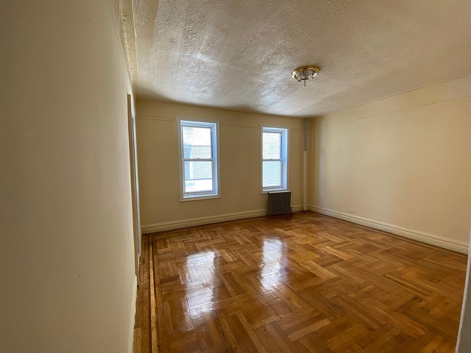 1st image of 3472 Knox Pl #5E