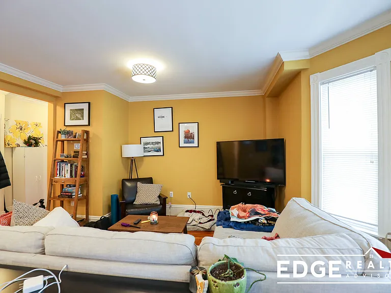 47 Capitol St #1 — Photo 9