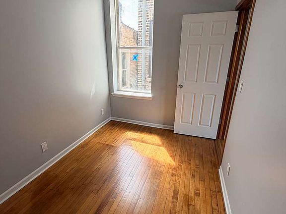 4th image of 1555 S Millard Ave APT 2R
