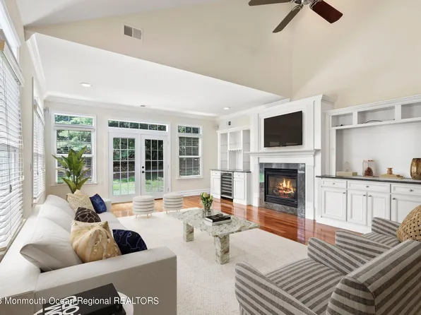 70 Londonberry Drive, Holmdel, NJ 07733