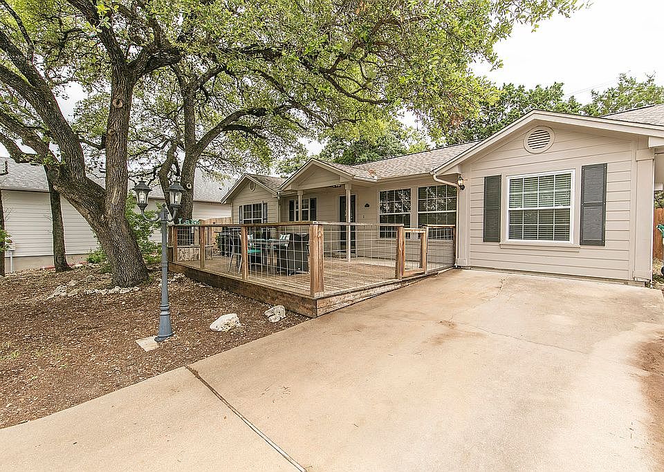 2nd image of 426 N Summit Ridge Dr