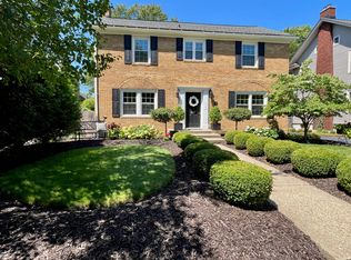 817 Cadillac Dr SE, Grand Rapids, MI 49506