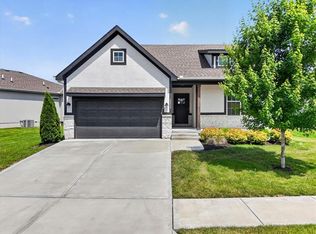 20858 W 190th Pl, Spring Hill, KS 66083