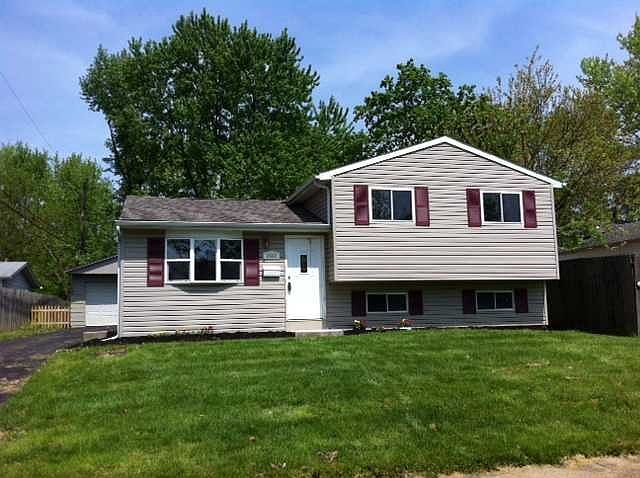 1st image of 3662 Manila Dr