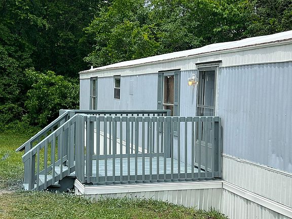 2nd image of 103 Stephanie Ct