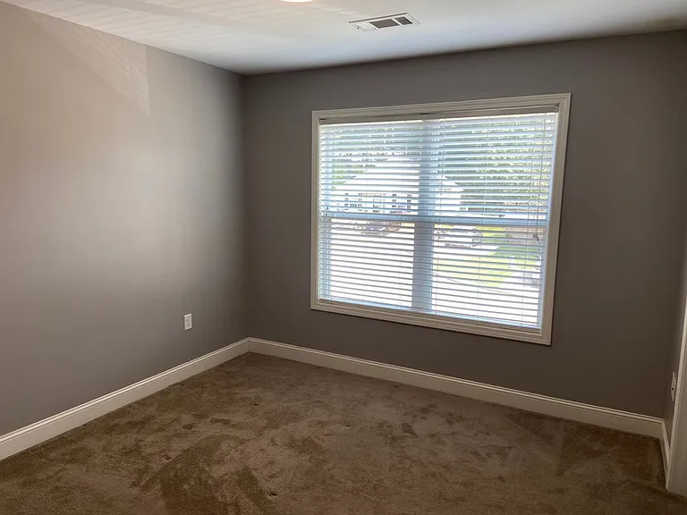 403 Shady Park Cv — Photo 8