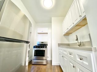 5324 Monroe St #2A, Los Angeles, CA 90038