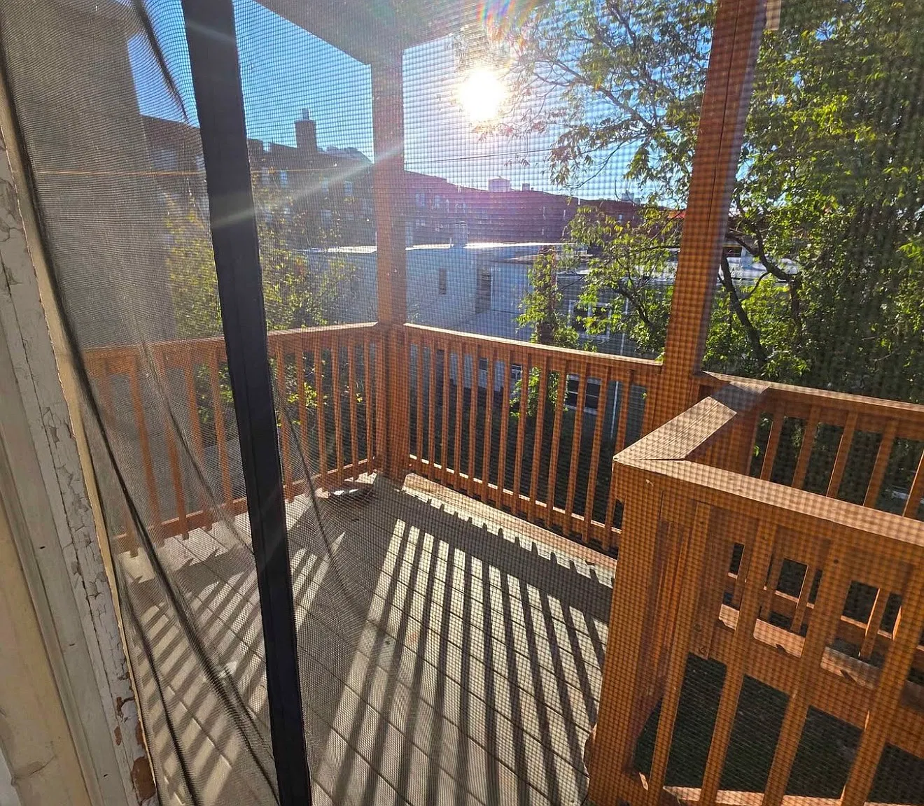 3 bed, 1200 sqft, $3,000 — Photo 2