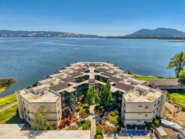 10 Royale Ave APT 23, Lakeport, CA 95453