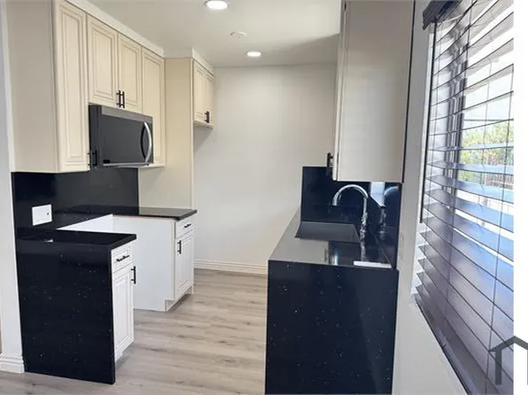 11461 Albers St, North Hollywood, CA