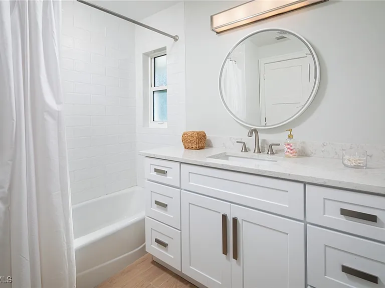 635 Fountainhead Ln — Photo 19