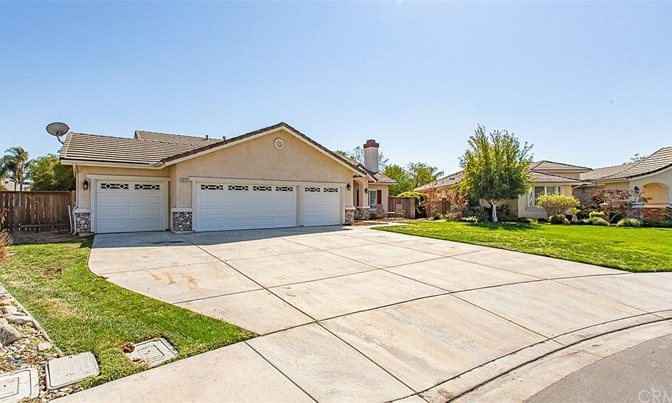 1st image of 3845 Loyola Ct