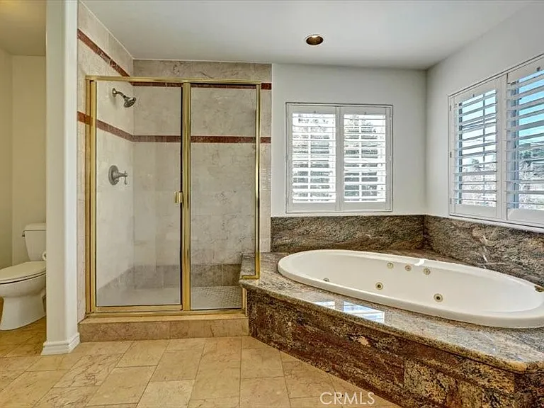 5224 Woodlake Ave — Photo 63