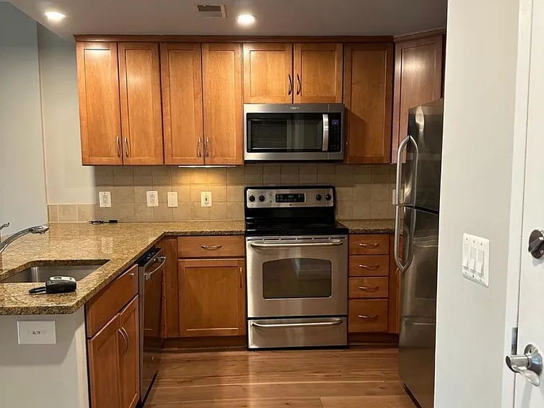 888 N Quincy St #813 — Photo 6