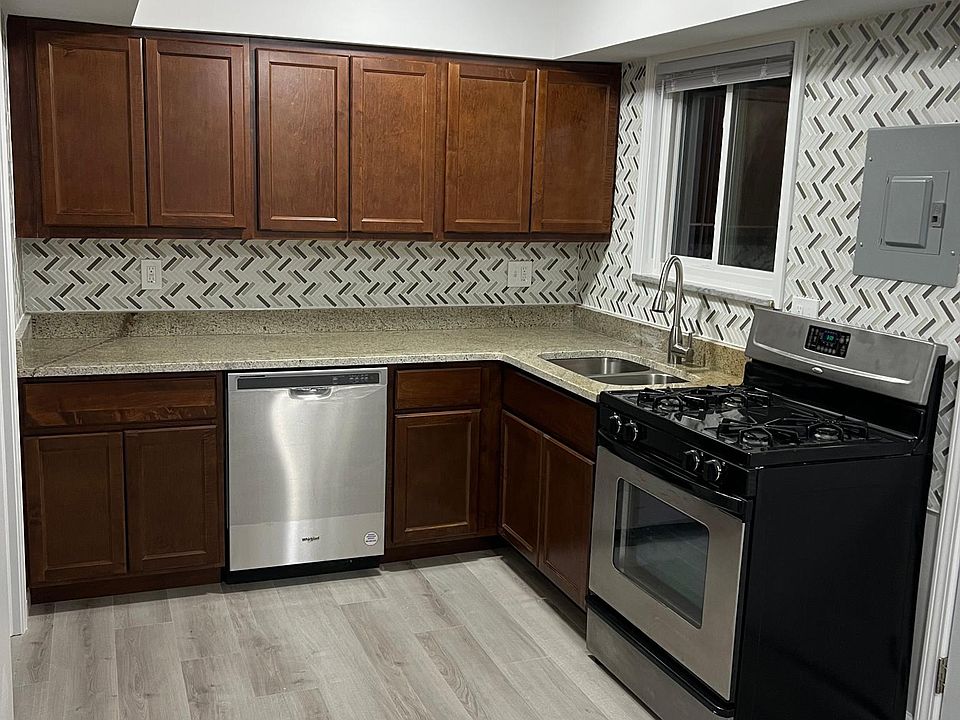 1st image of 4682 Country Ln APT 6