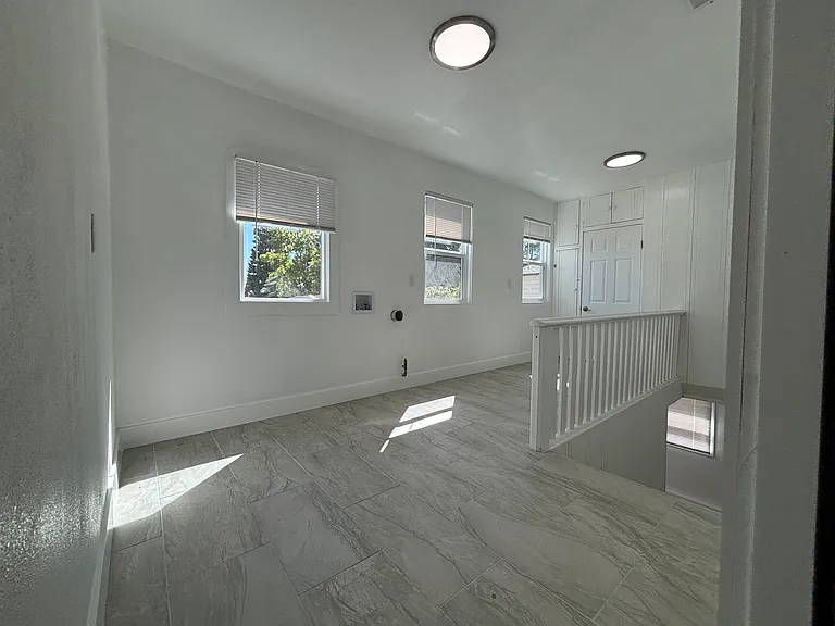 444 E Military St #A & B — Photo 12