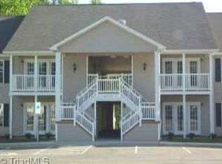 2620-2C Guyer St #23, High Point, NC 27262