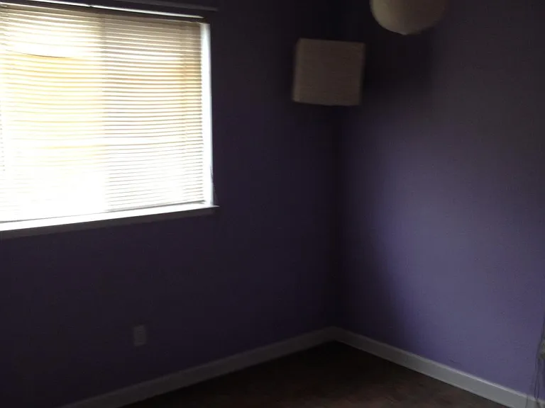 214 Holland Cir — Photo 7