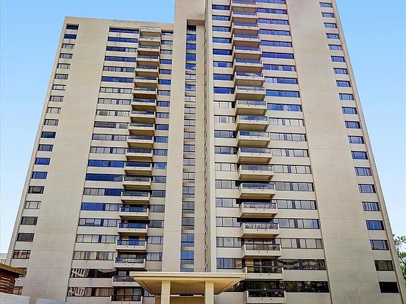 2nd image of 49 Briar Hollow Ln Unit 1503
