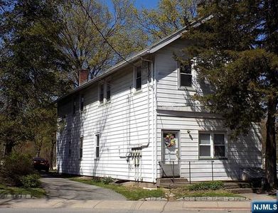 128 Newark Pompton Tpke, Pequannock, NJ, 07440