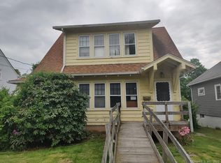 90 Pitkin St, Manchester, CT 06040
