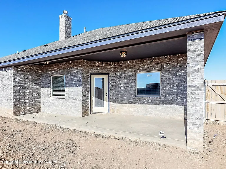 18401 Bradley Ln — Photo 22