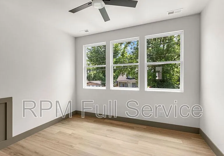 2400 Buchanan St — Photo 35