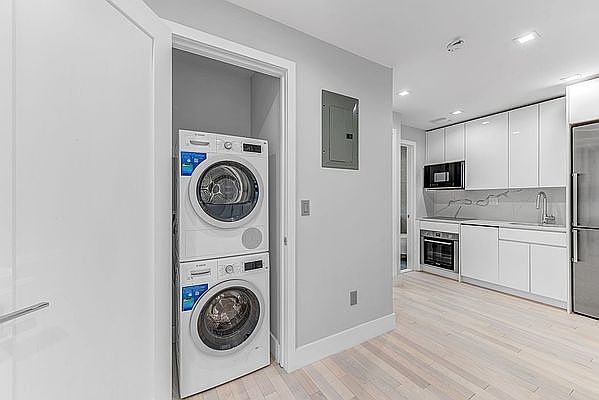 1st image of 301-303 E 4th St #2B