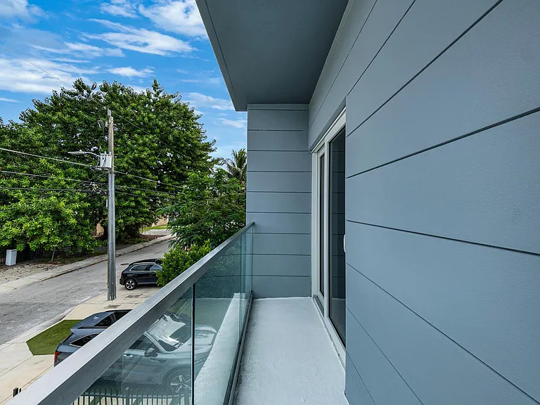 3142 Carter St — Photo 44