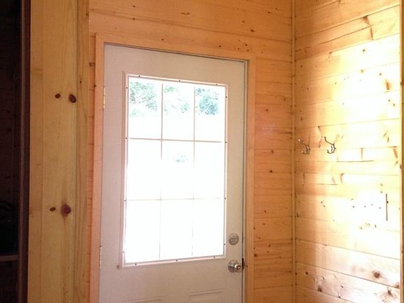 4th image of 10031 Mariner Dr NW