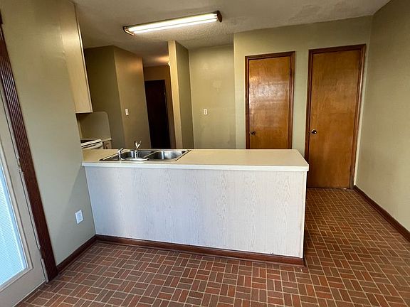 4th image of 1306 Rue De Cypress