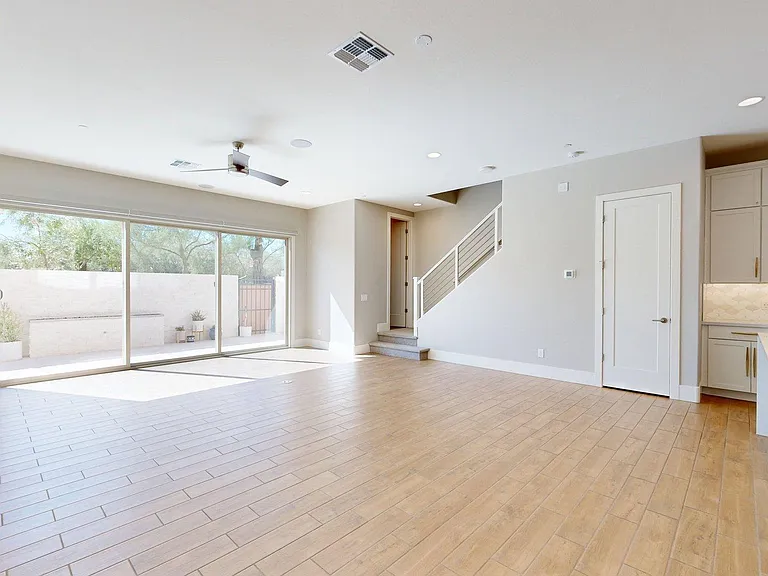 23190 N 74th Pl — Photo 7