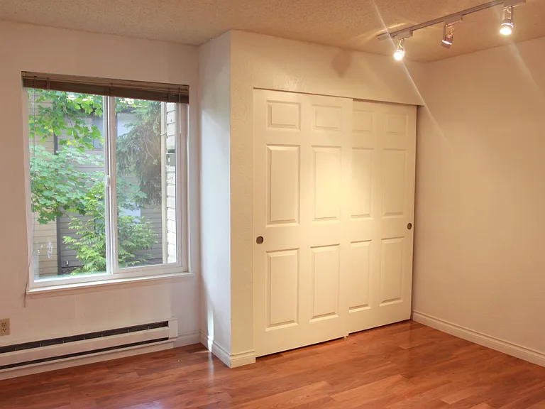 14707 NE 44th Pl #Q8 — Photo 14